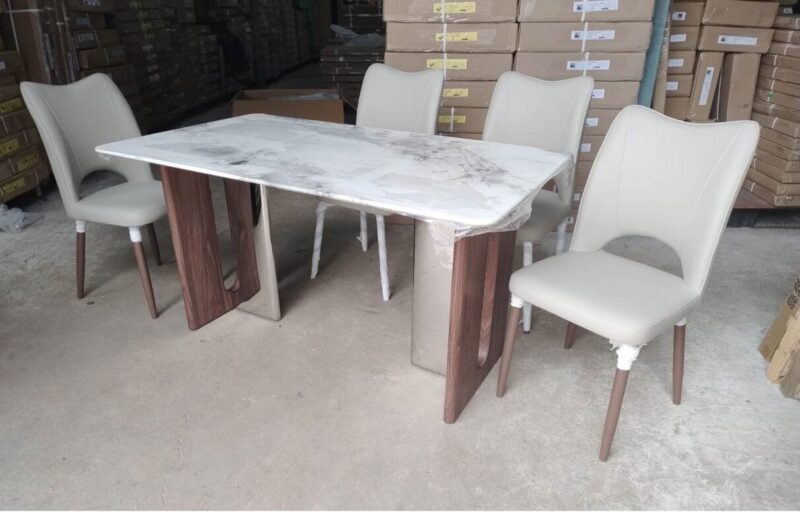 Elegant Light Dining Table Set