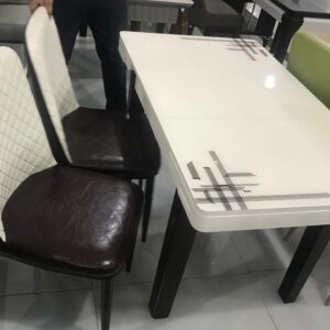 Modern Extendable Dining Set 1+4